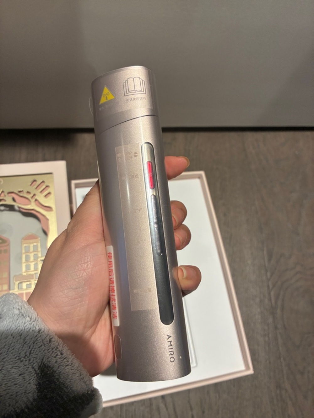 AMIRO R1 Pro RF Facial Device - Picture 2 of 5
